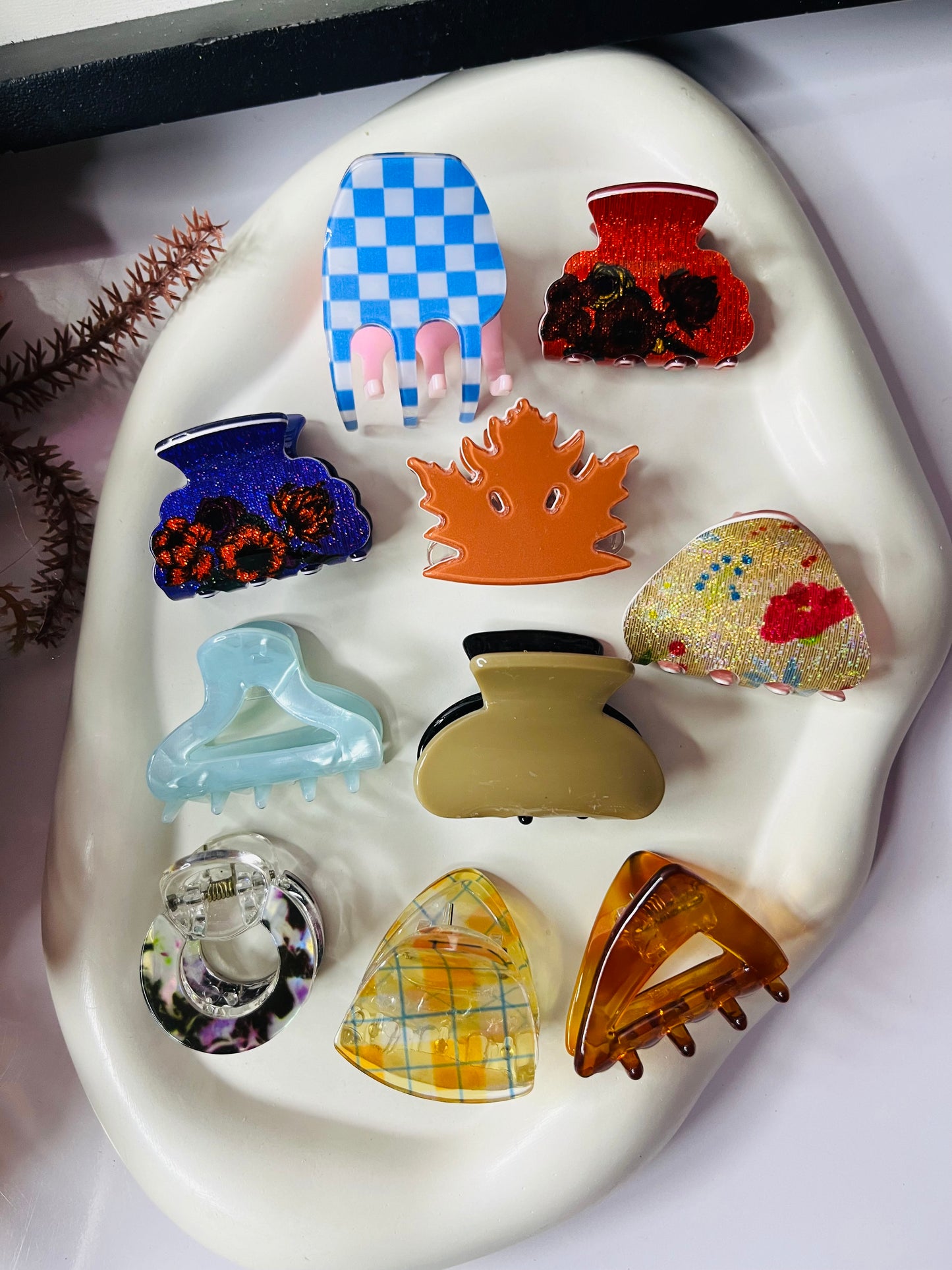 Pack Of 3 Small Acrylic Claw ( Any Color )