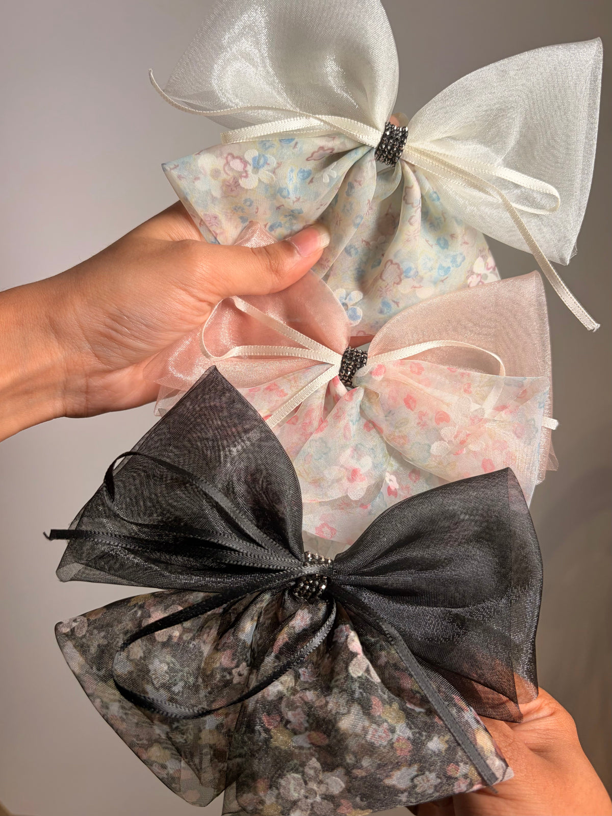 π Ribbon Rush (hair bow)