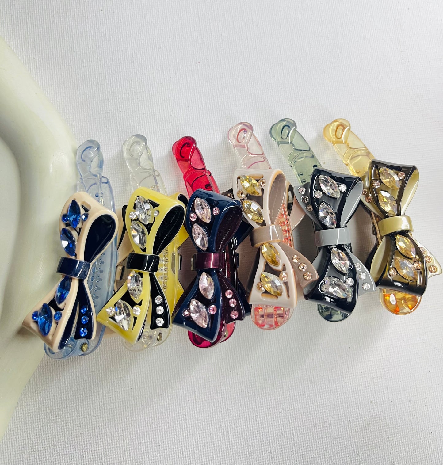 Partywear Banana Clips ( Small )