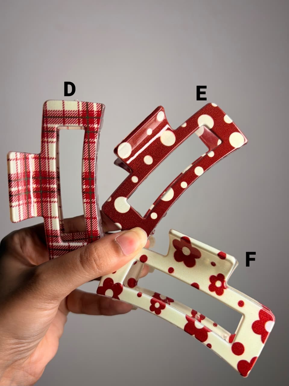 π
Santa's Sparkle Claw Clip (Large)