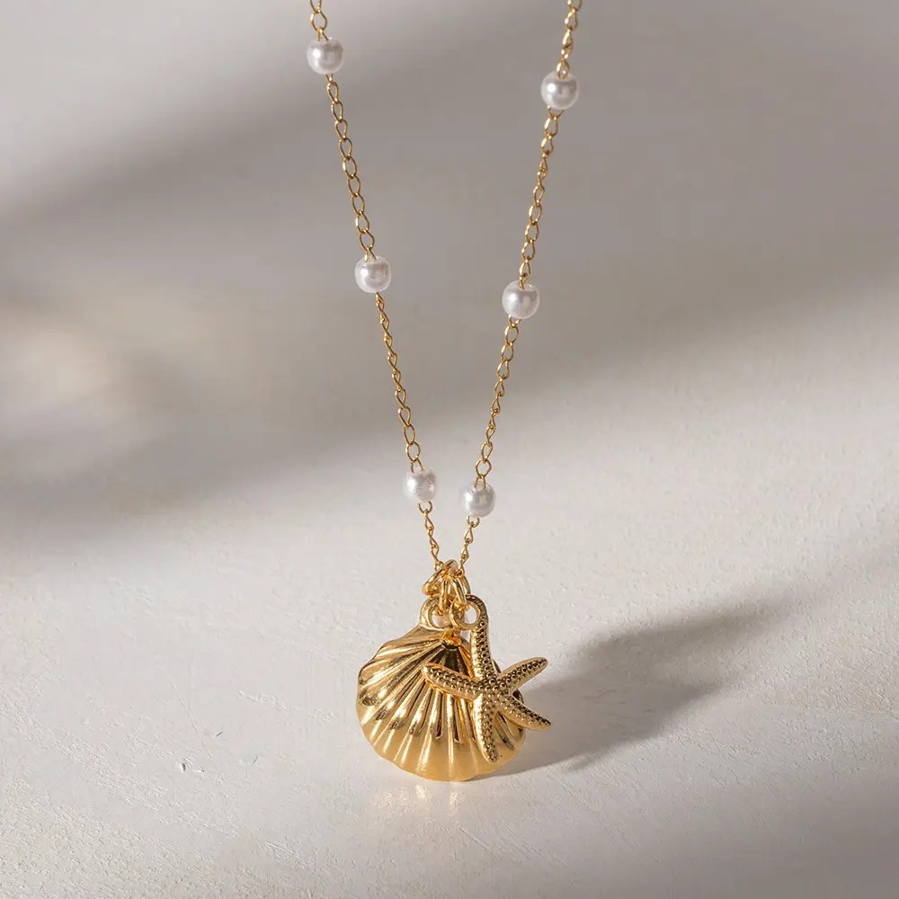 Shell necklace