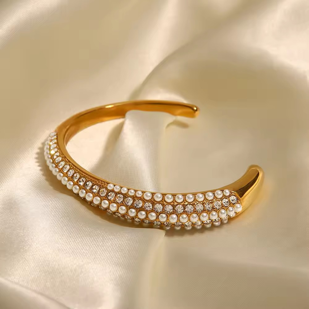 Chunky Zircon Pearl Cuff Bracelet