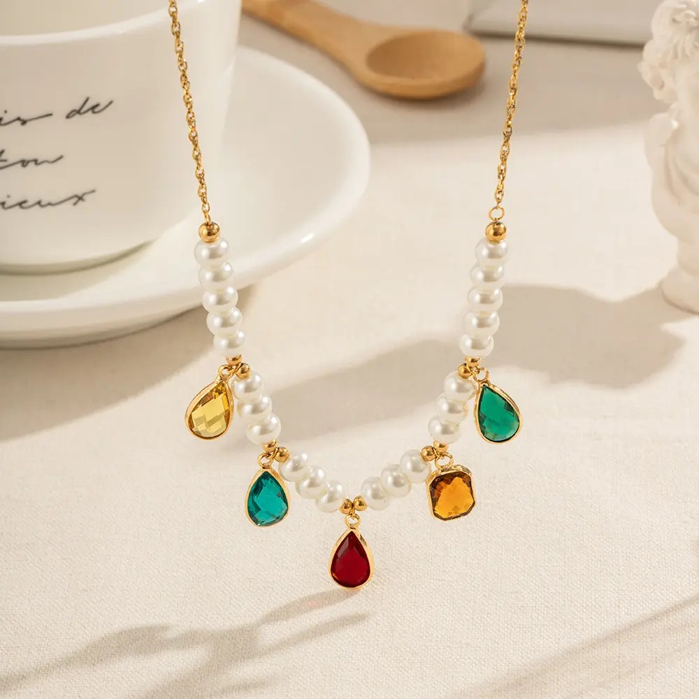 Luxe French Pearl Necklace