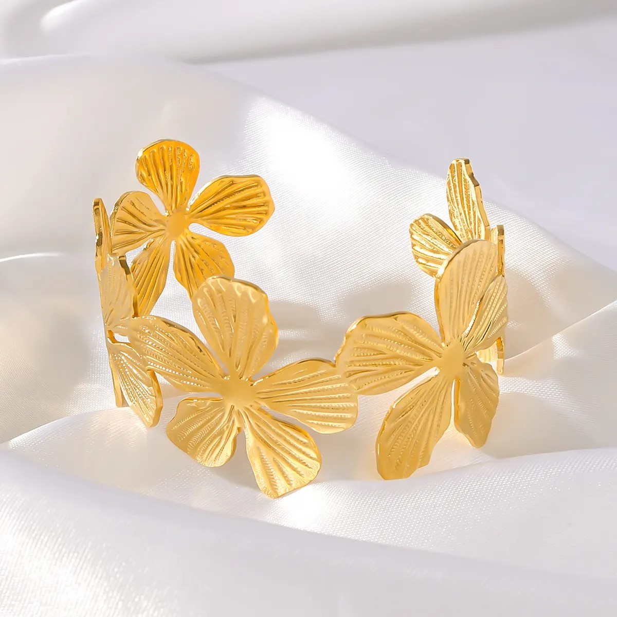 Floral Bangle Bracelet
