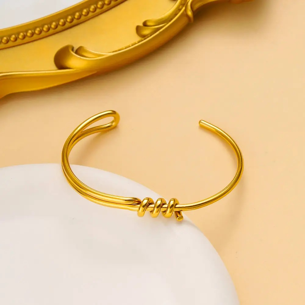 Knot Bracelet