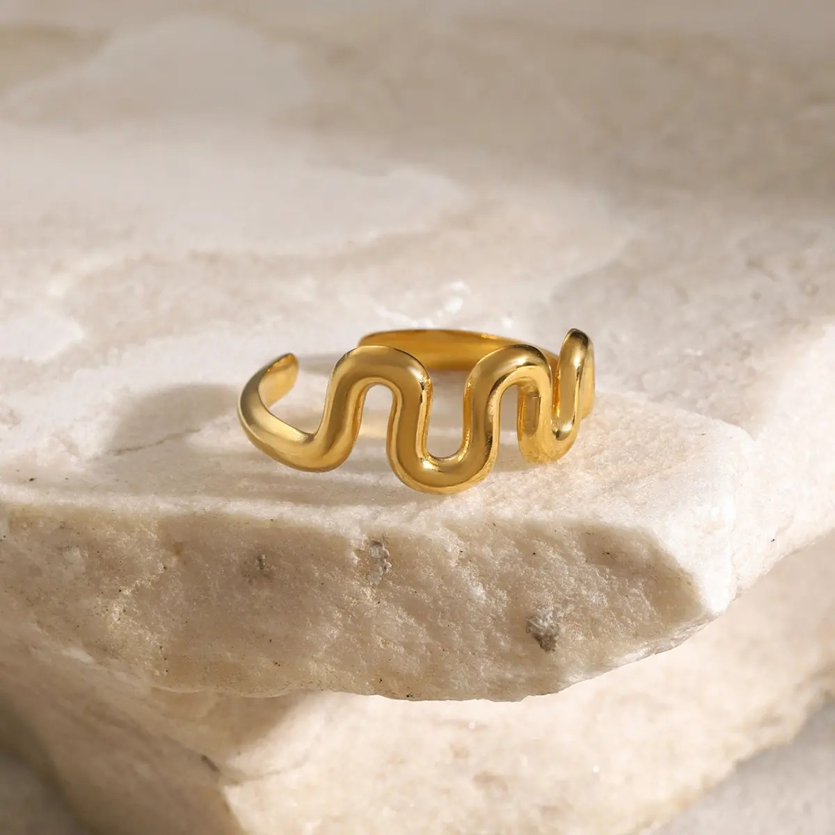 Wavy Ring