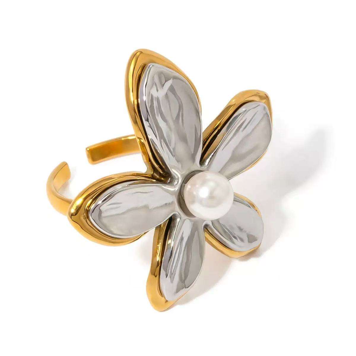 Flower Pearl Ring