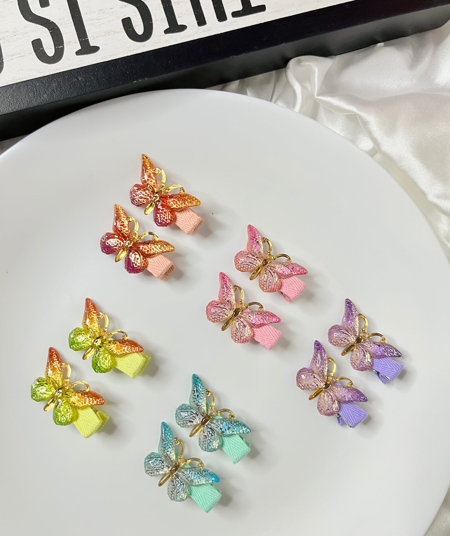 Dual Shade Butterfly Clips ( Any 5 pair )