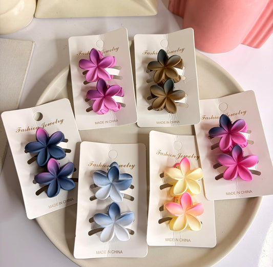 Small Floral Clip Set