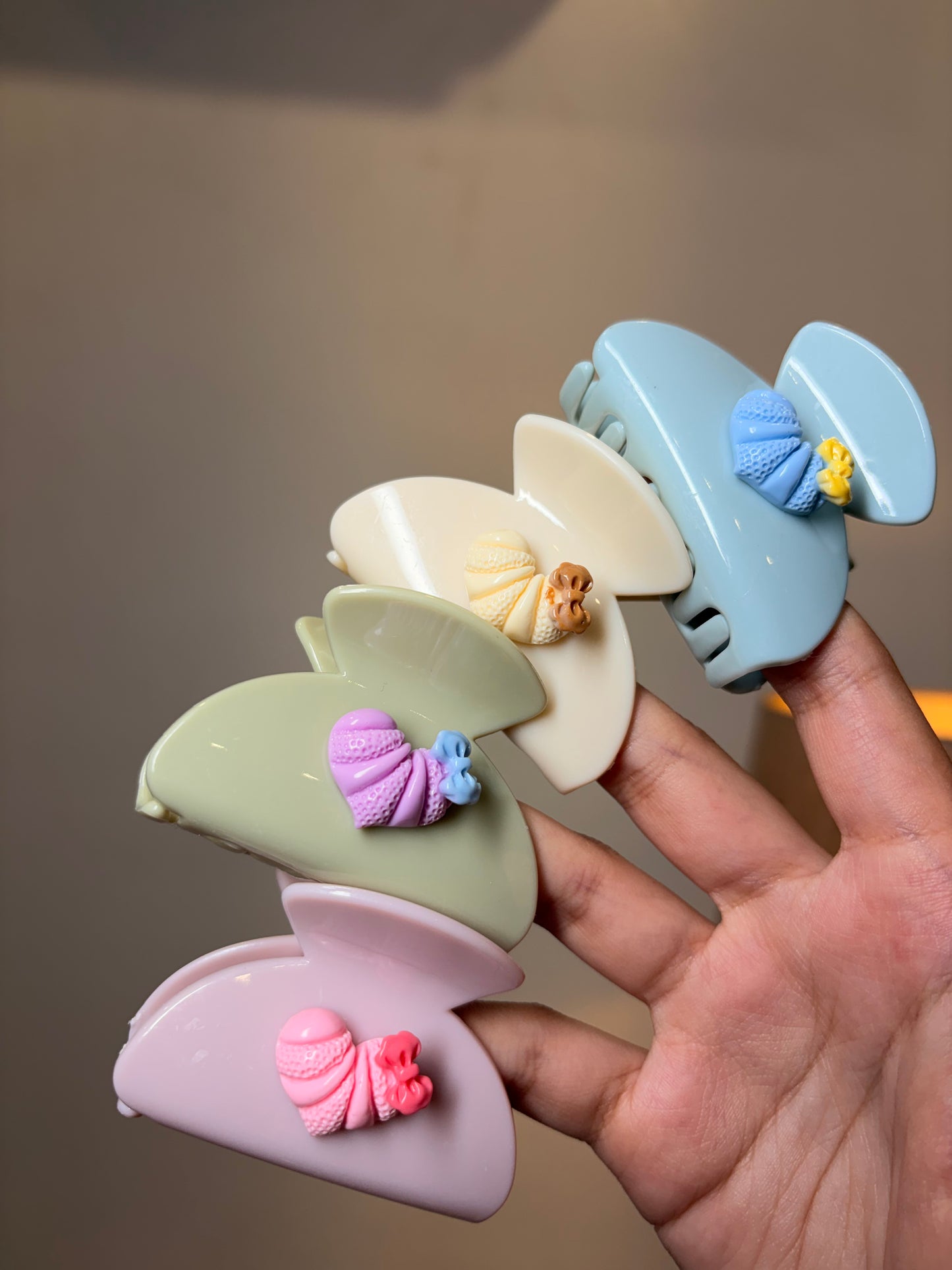 Sweetheart Mini Claw Clips ( Small )