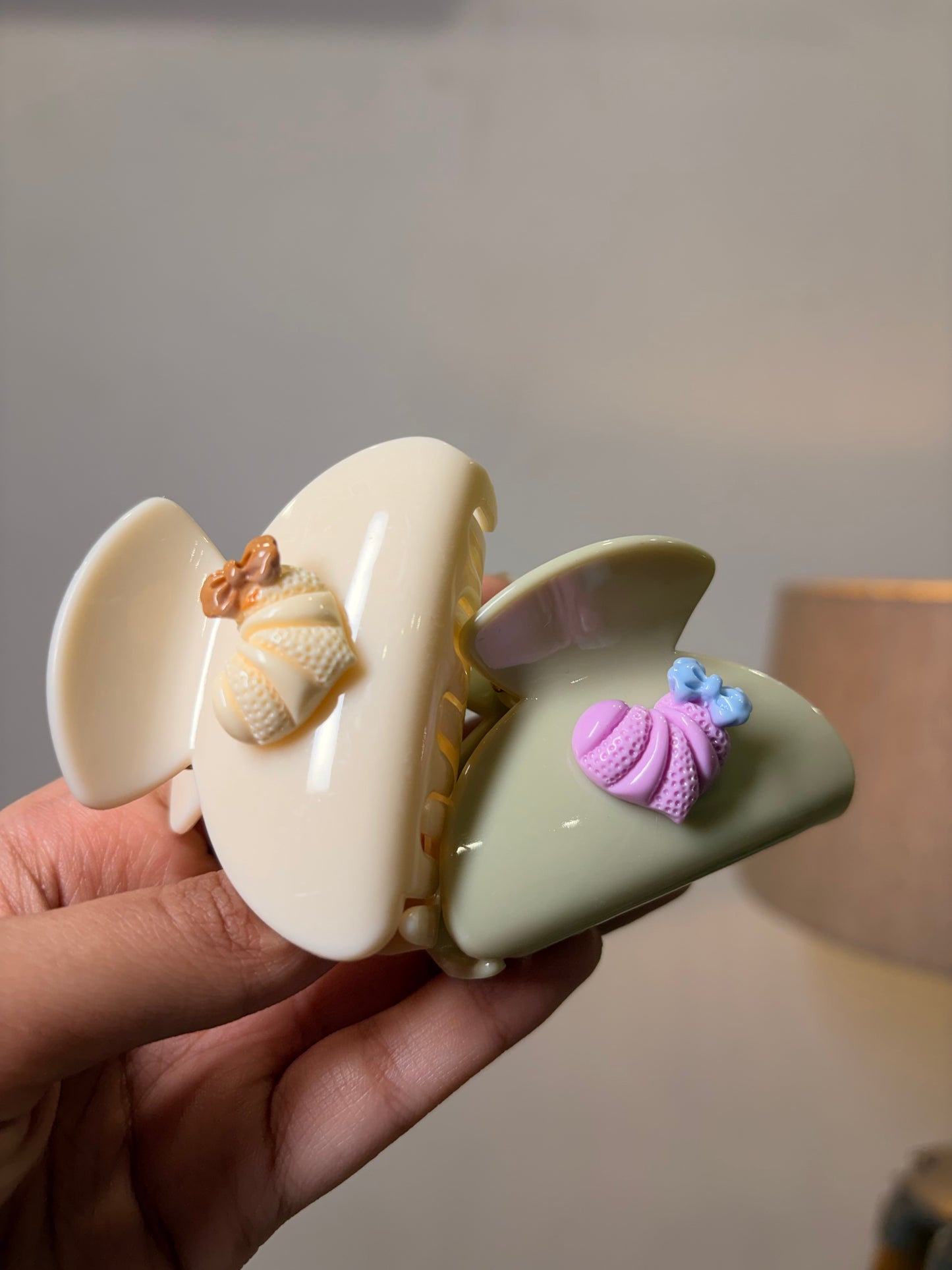 Sweetheart Mini Claw Clips ( Small )
