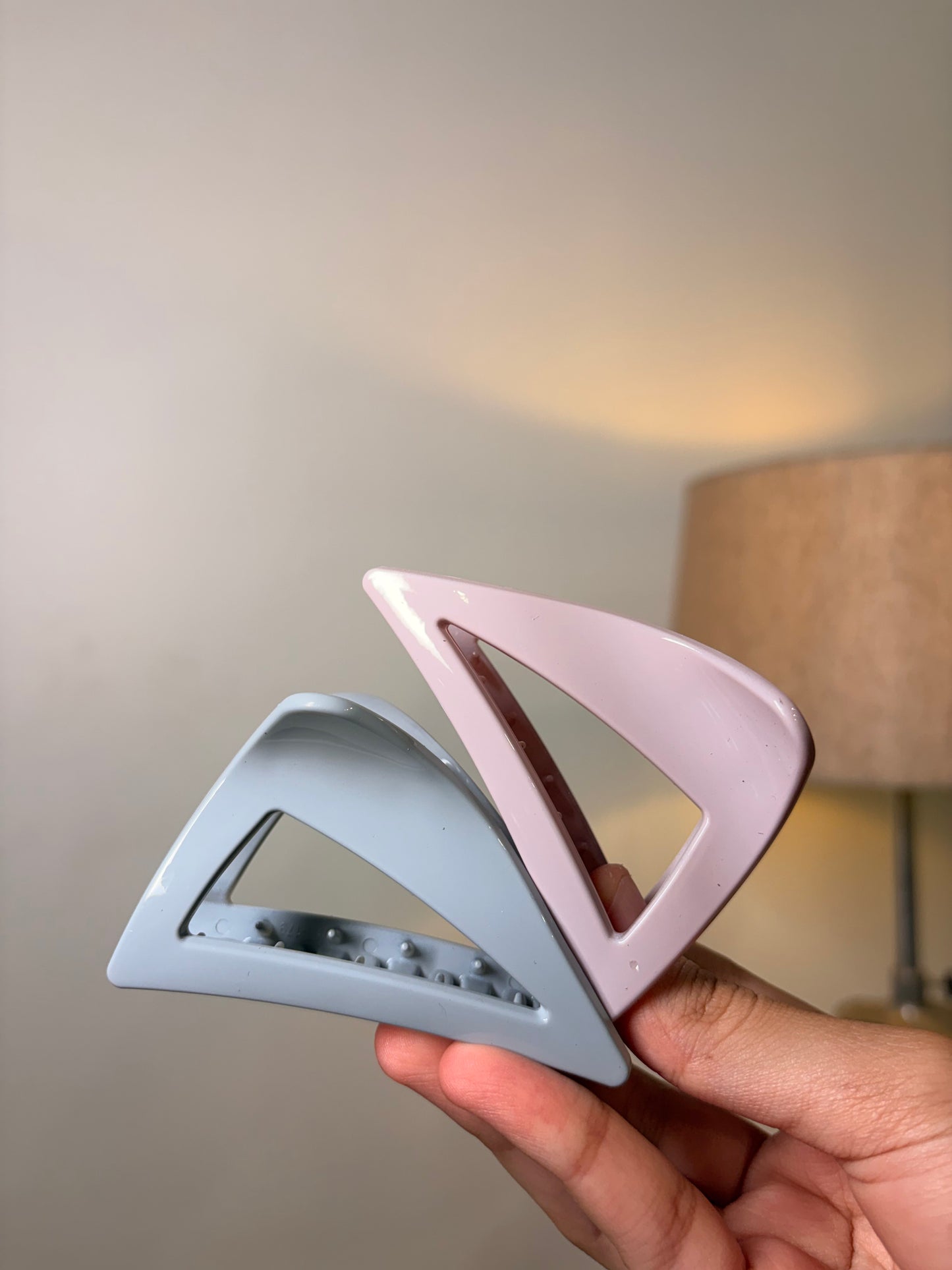 TriVibe Claw Clip ( Medium )