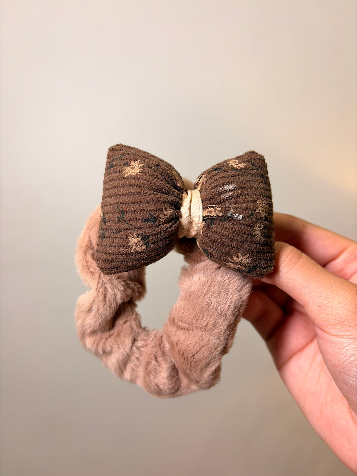 🎀 Bow Crush Scrunchie