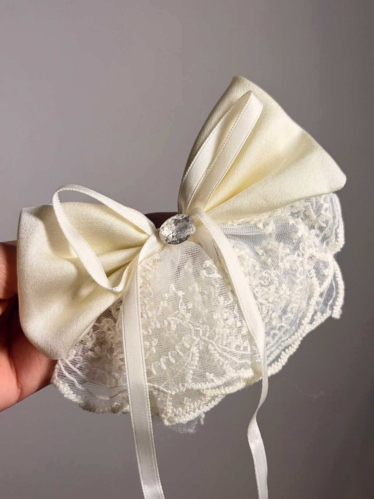 🎀 Bowberry (hair bow)