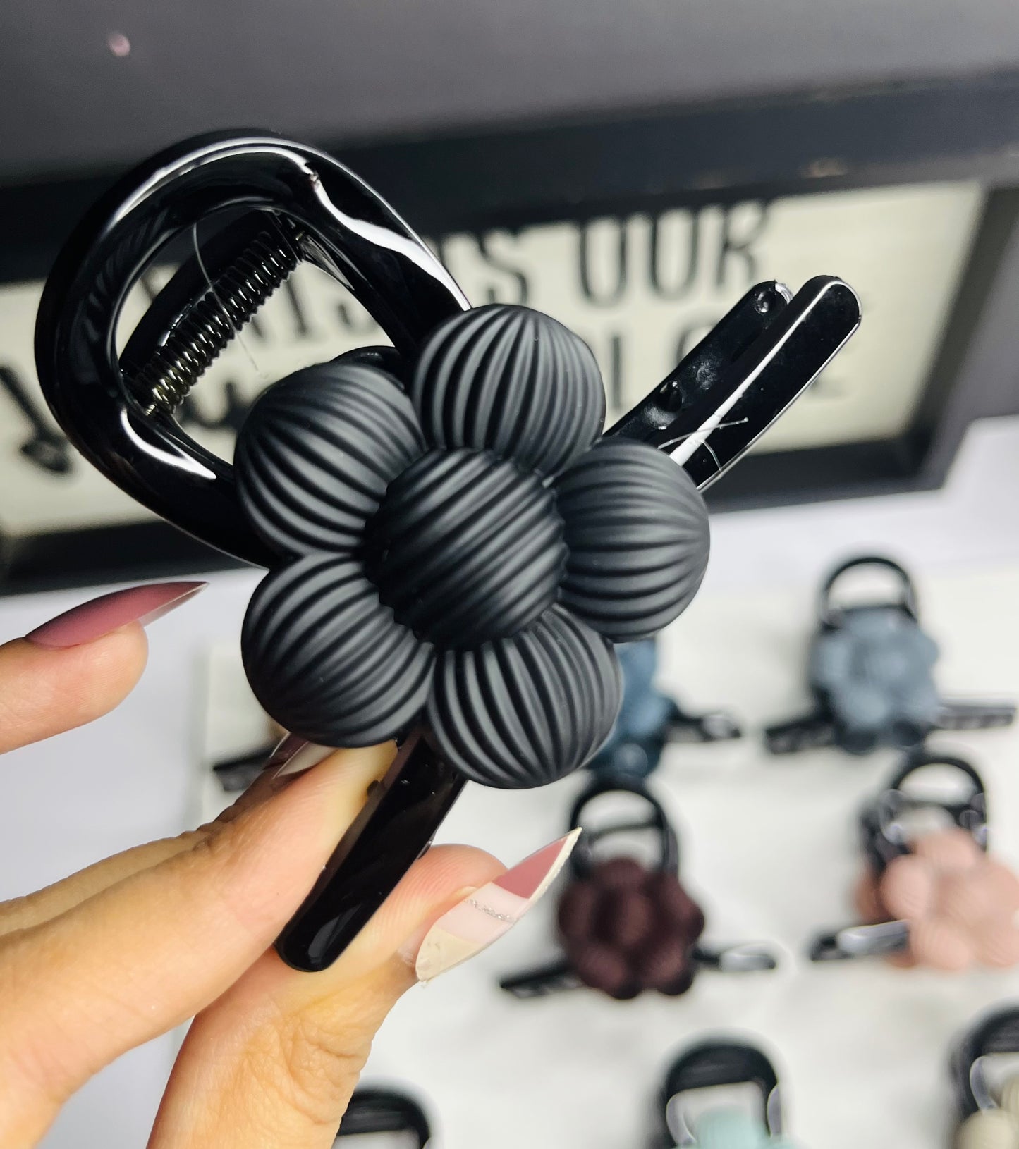 Daisy Hair Claw