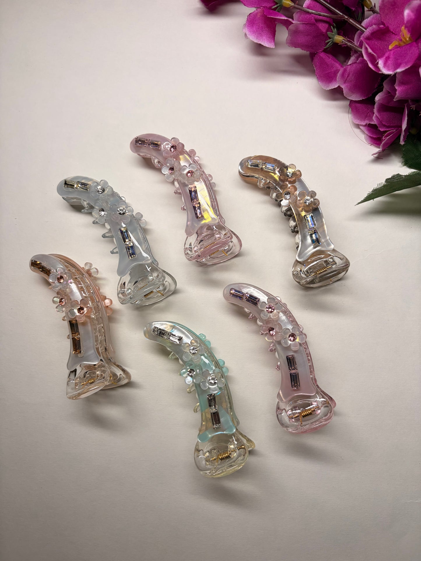 Daisy Dew Mirchi Clip (Large)
