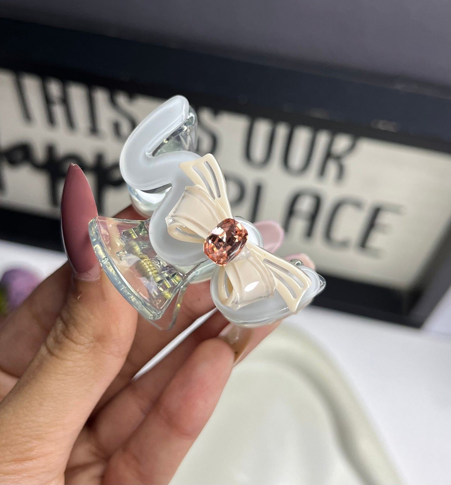 Zig Zag Bow Claw Clip ( Small )