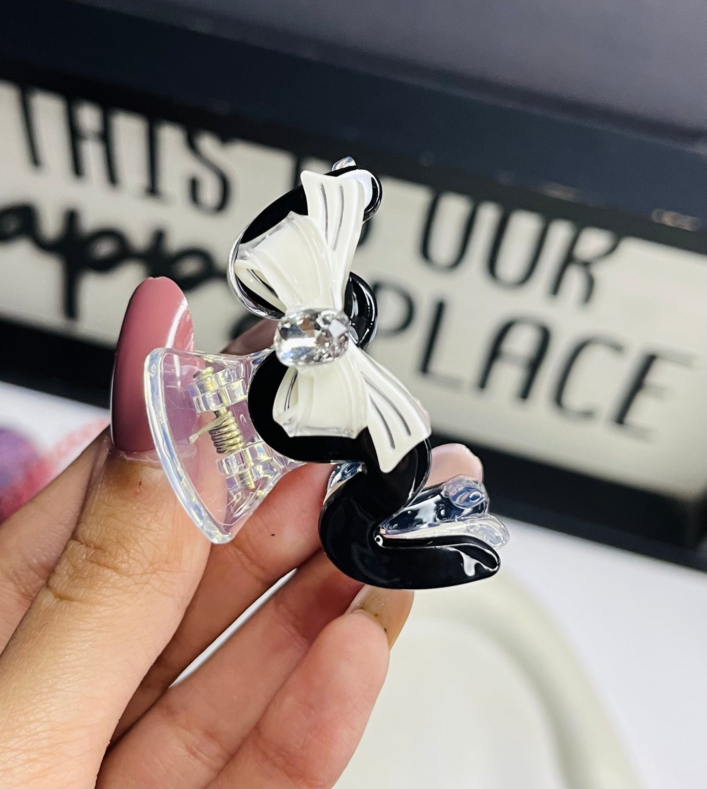 Zig Zag Bow Claw Clip ( Small )
