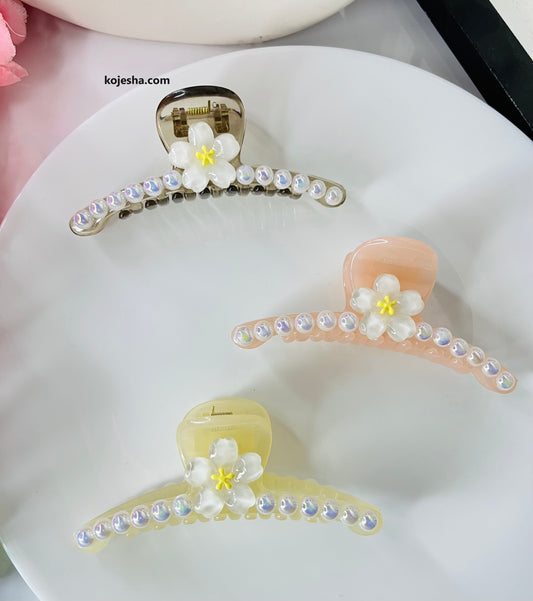 Premium Large Pearl Flower Claw Clip