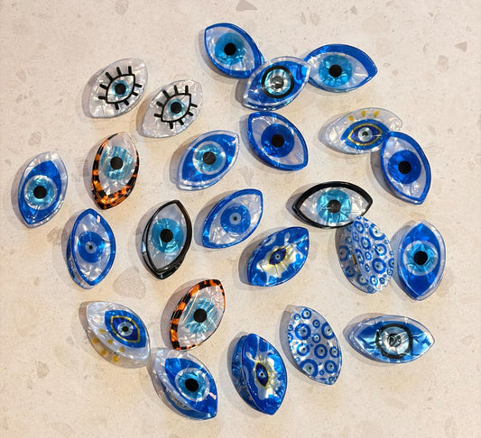 Evil Eye Claw Clip 🧿 ( Small )