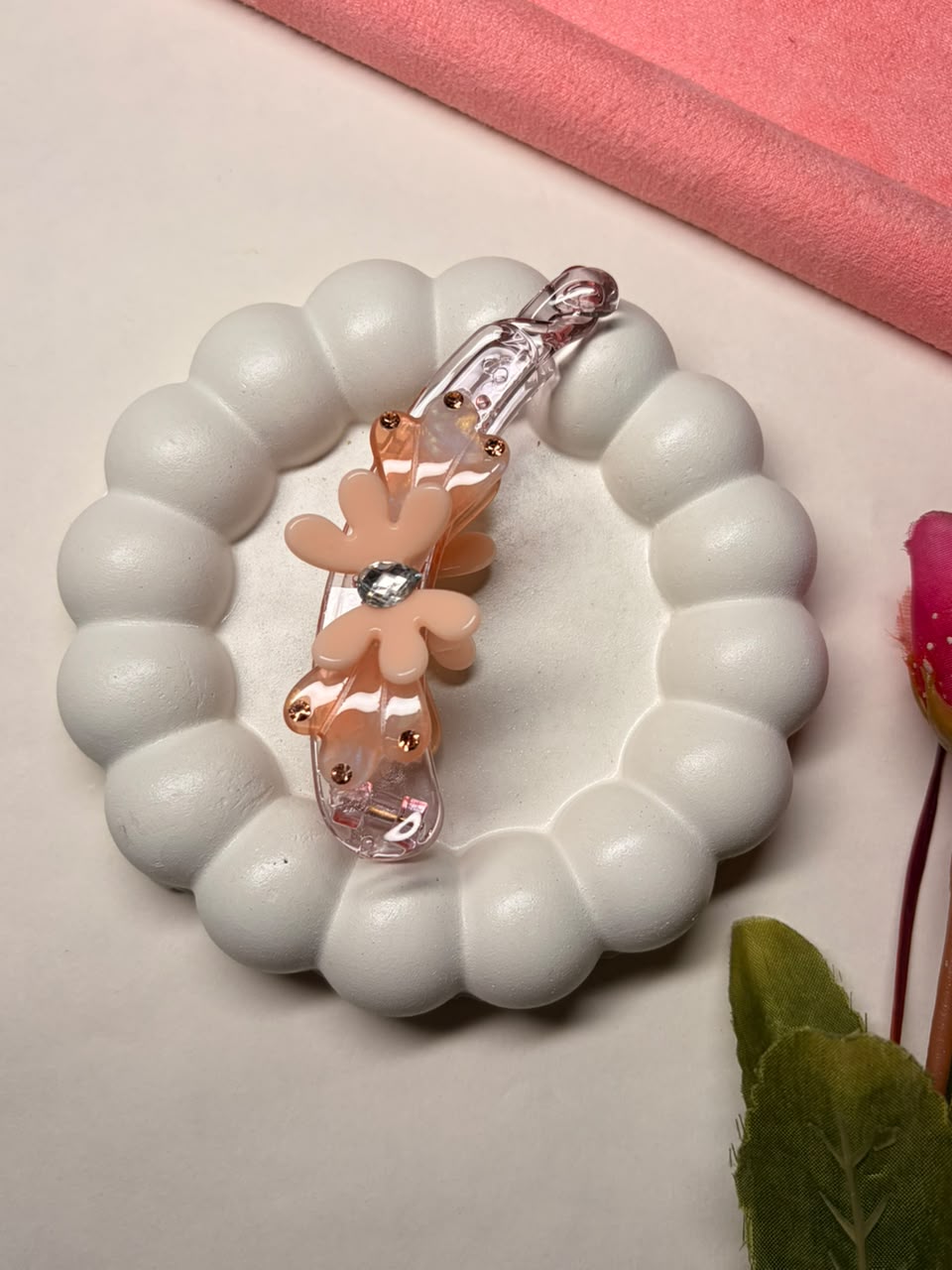 Petal Pop Mirchi Banana Clip