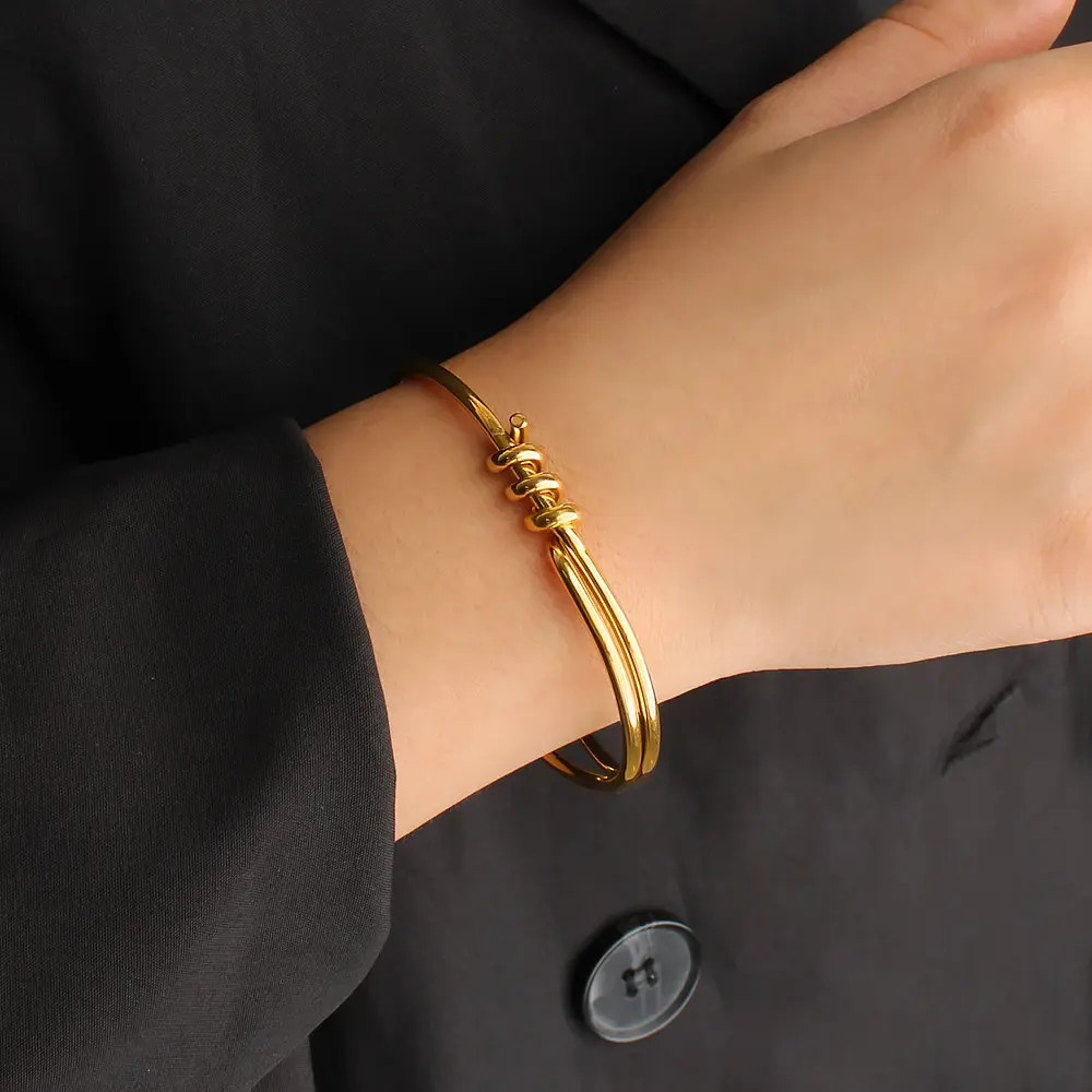 Knot Bracelet