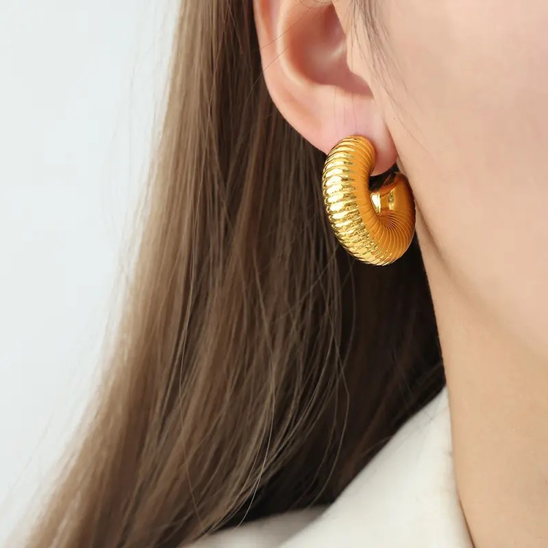 Twisted Chunky Hoops