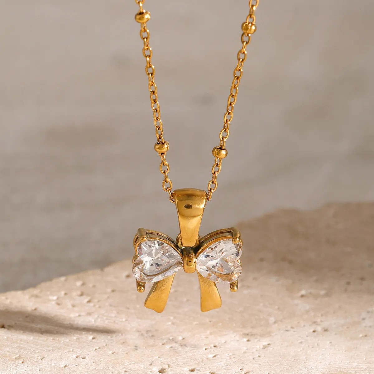 Bow Necklace